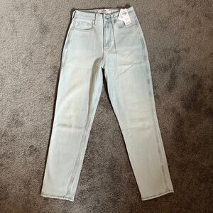 NWT Hollister Curvy Ultra High Rise Mom Jean Vtg Stretch Size 0R W25R Light Blue